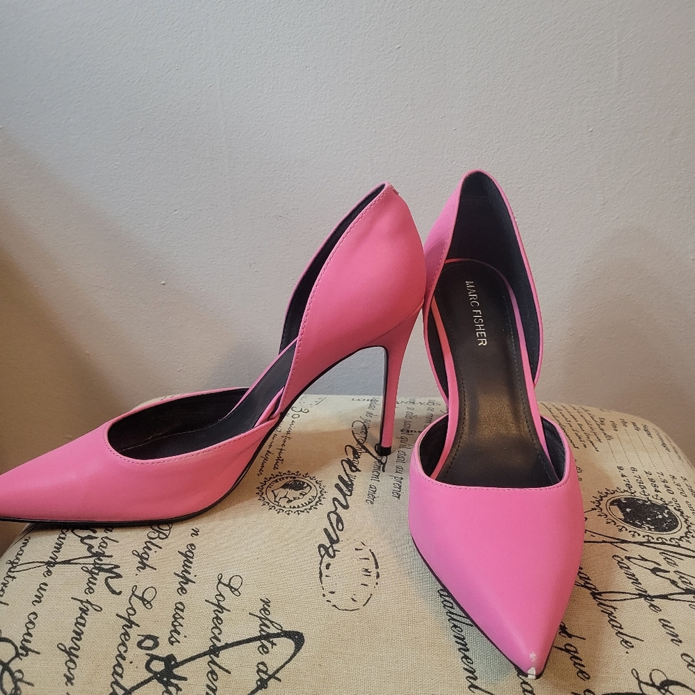 Marc Fisher Pink Heels Size 11